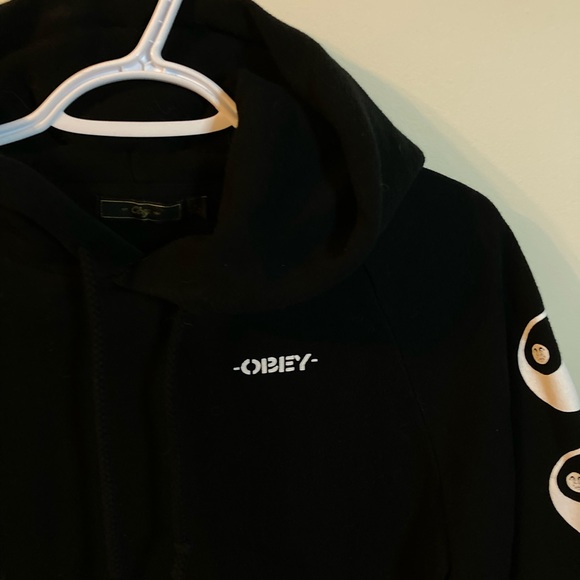 - Yin Yang obey hoodie - Picture 5 of 5